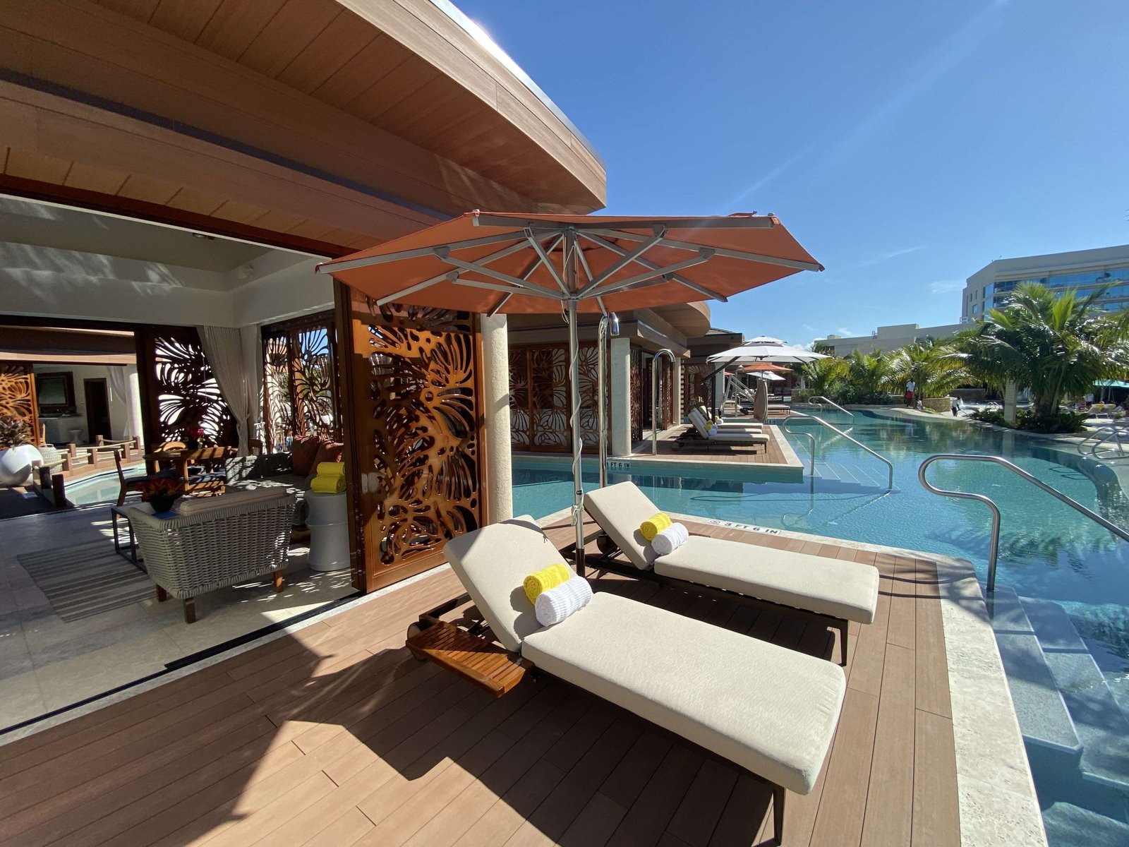 Superyacht Pool Umbrellas / Superyacht Poolside Furniture / Luxury Superyacht Linens